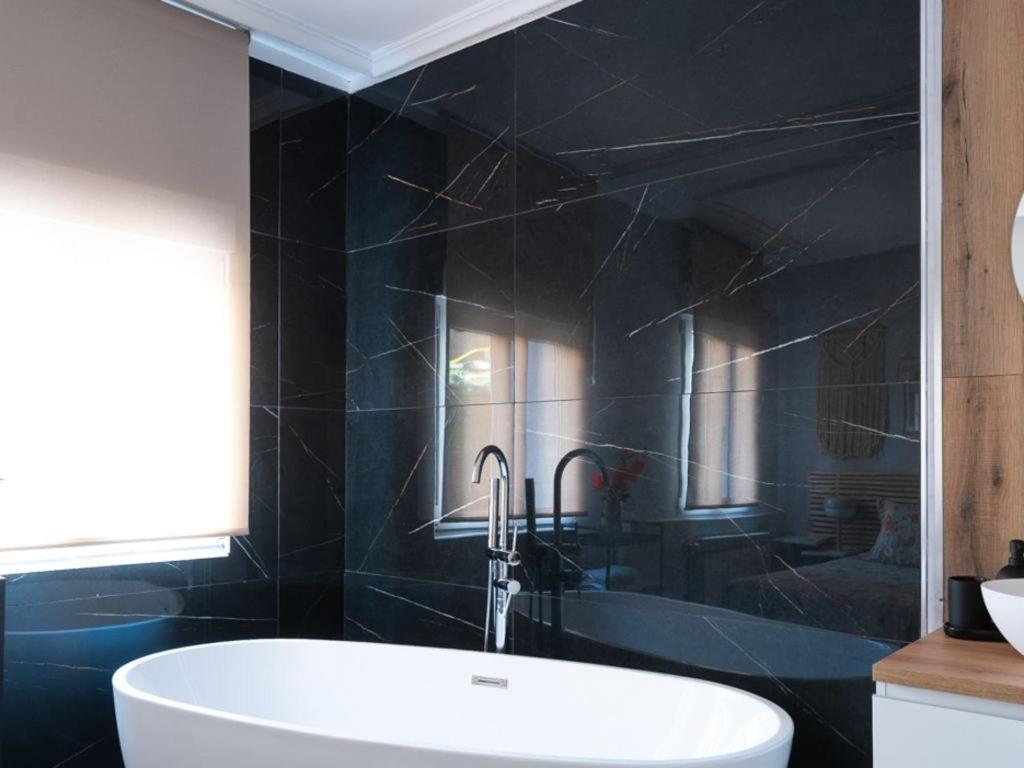 Apartamento Wehomes Santander Bagian luar foto